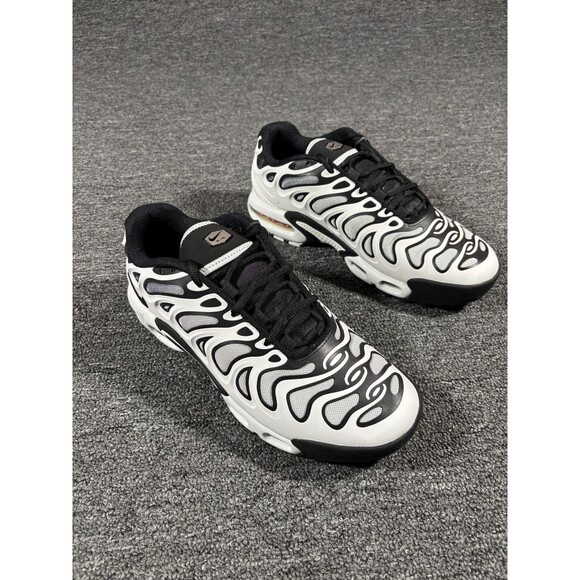 Nike Air Max Plus Drift Black White Panda Running Sneakers FV4081-102 Womens 8.5 - Picture 2 of 12